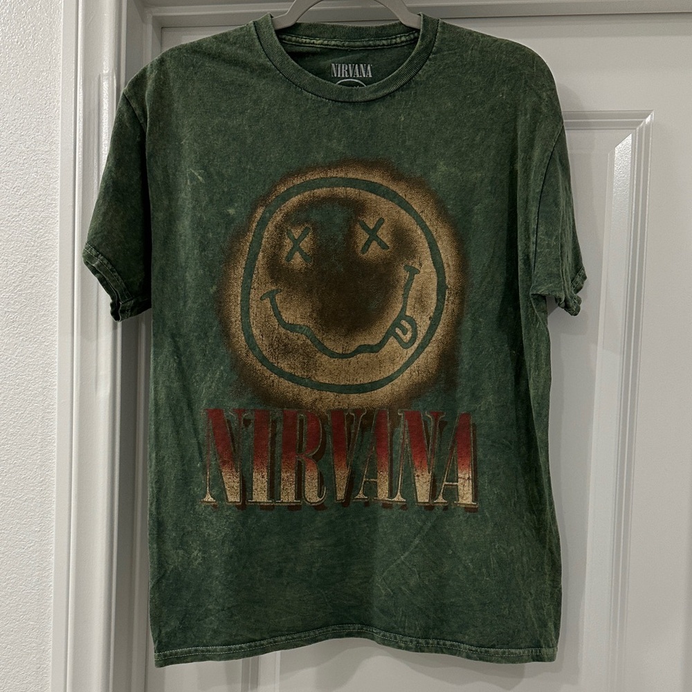 Nirvana Graphic T-Shirt Mens Medium Green Mineral Wash Smiley Face Band‎ Tee